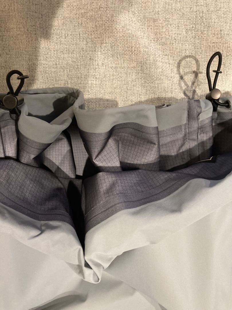 プラダリネア・ロッサジャケット