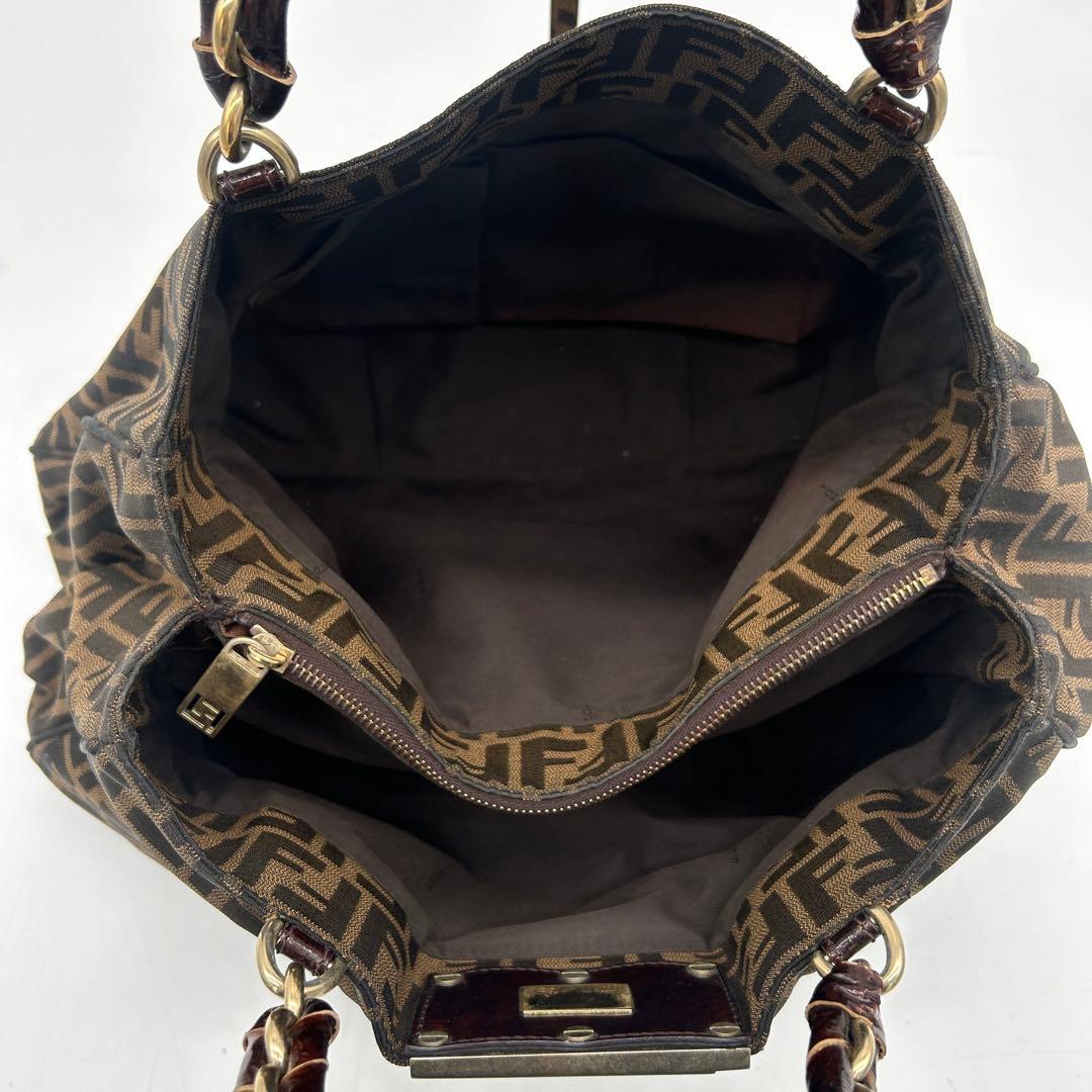 【美品】フェンディ ミア チェーンショルダーバッグ ズッカ キャンバス 肩掛け