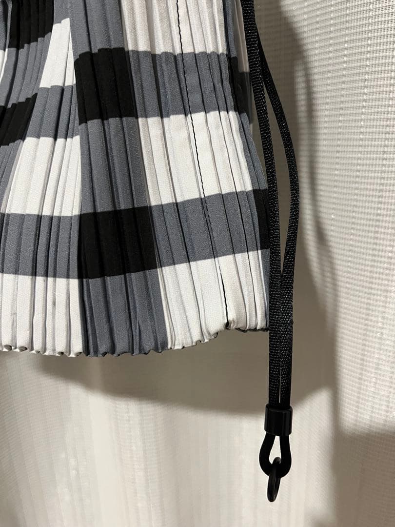 PLEATS PLEASE issey miyakeショルダーバッグ