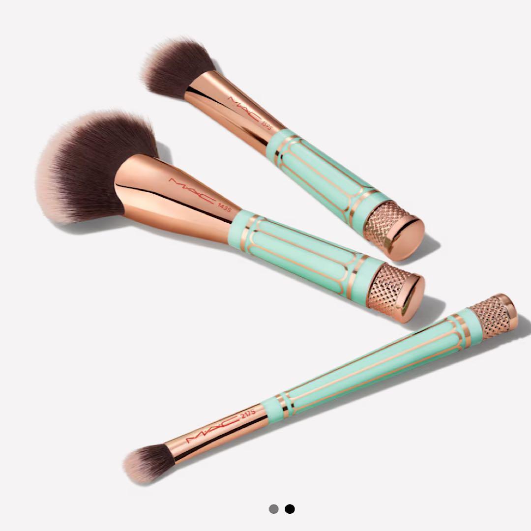 MAC マック オブ オール トレード ブラシ キット ホリデーコレクション