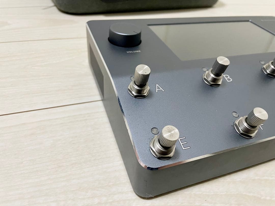 【本日限定 更値下】 QUAD Cortex ギターエフェクター＋専用ケース付き