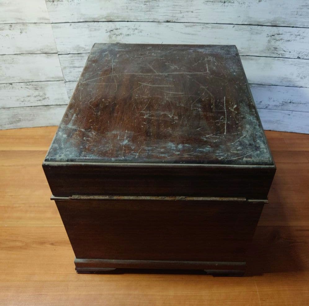 アンティク KINGDOM 蓄音機 REGID TERED-TRADE MARK - メルカリ