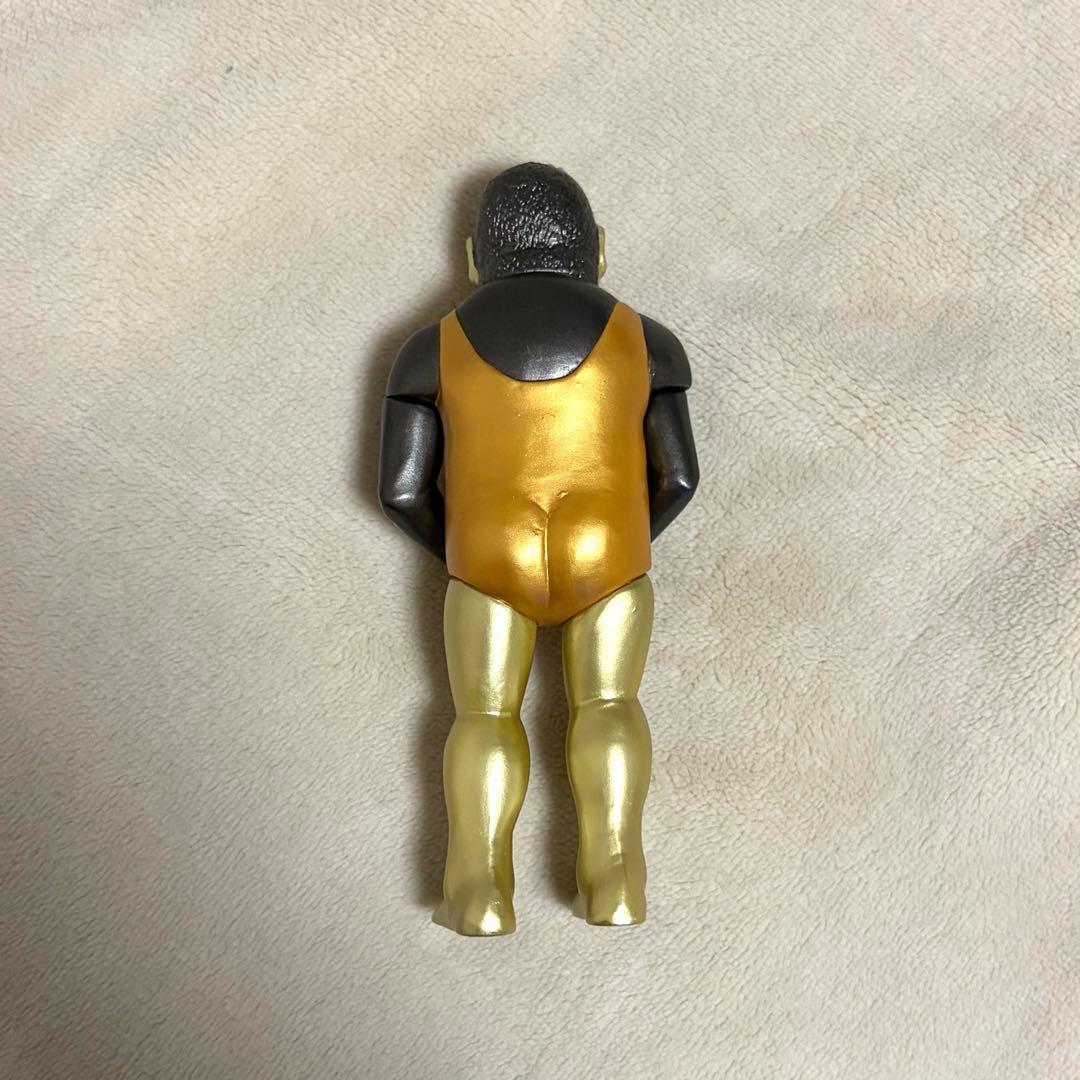 野生爆弾　くっきー　金色バージョン　名古屋限定カラー　フィギュア