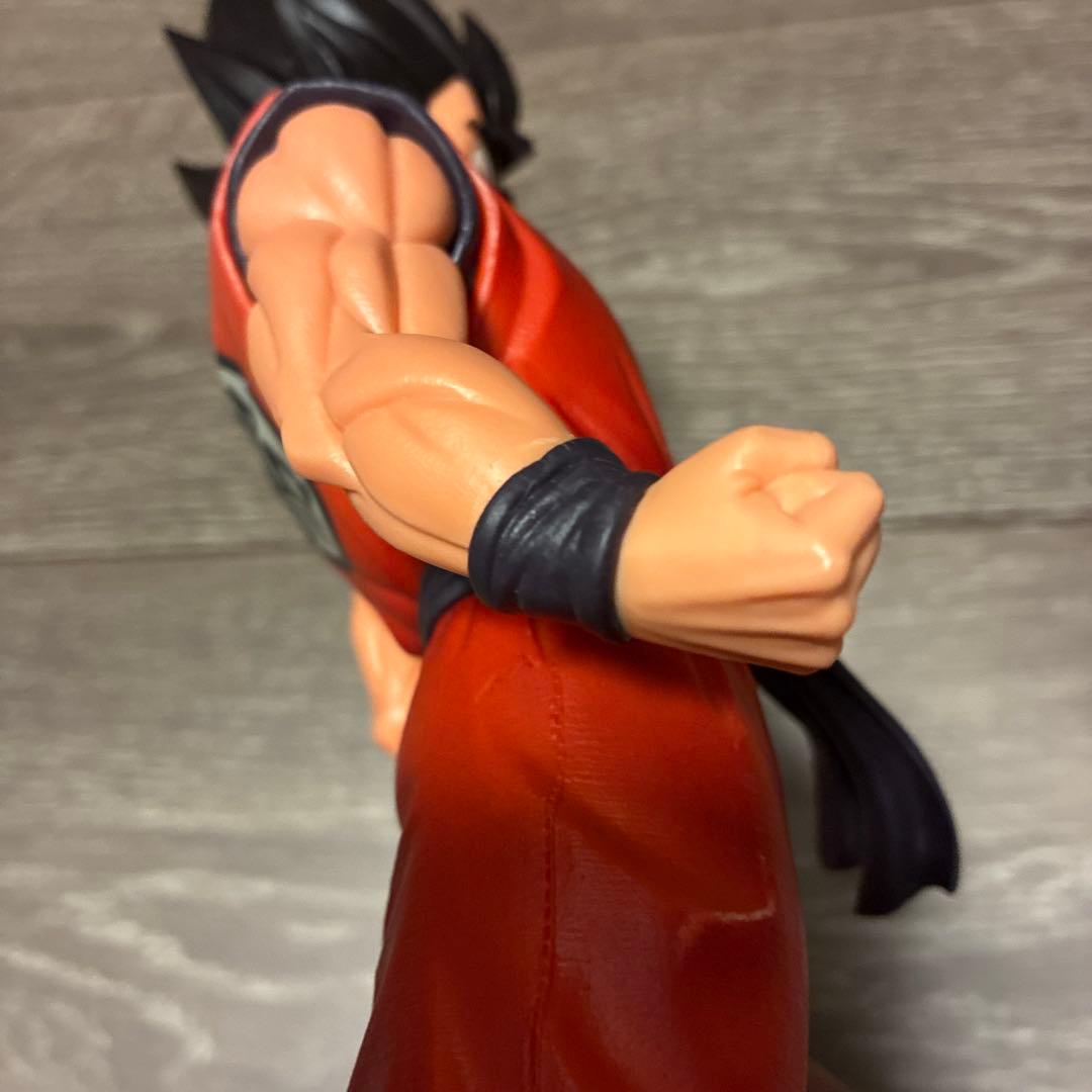 ドラゴンボール　一番くじ　界王拳　孫悟空　造形変更