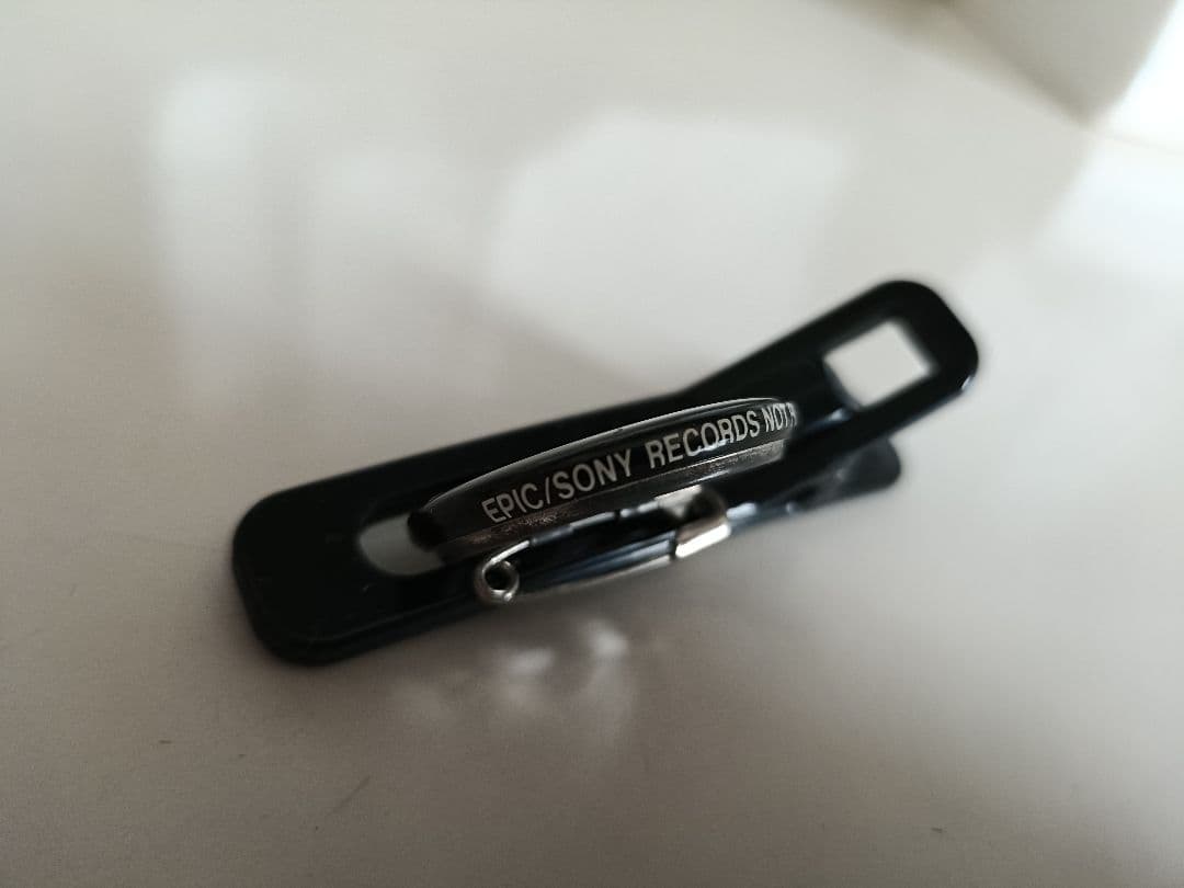 激レア 90年 TMN RYTHEM RED 非売品 缶バッチ