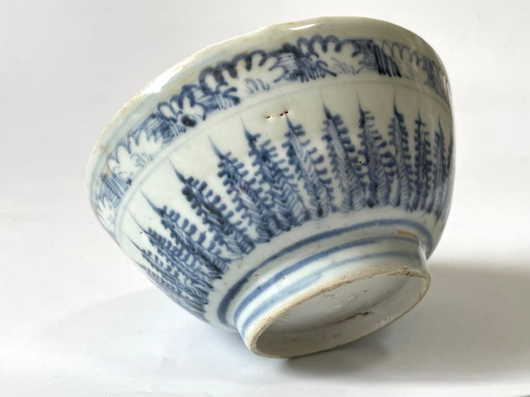 骨董　アンティーク　染付　明染付　芭蕉文様　巻貝文様　茶碗　抹茶碗