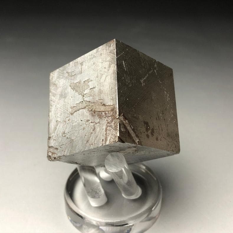 アルタイ隕石 メテオライト 立方体 鉄隕石 重さ502g