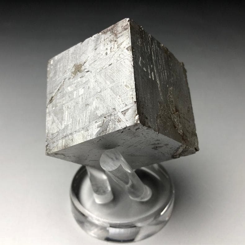 アルタイ隕石 メテオライト 立方体 鉄隕石 重さ502g