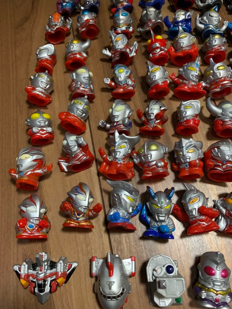 ウルトラマン 指人形 セット 99体