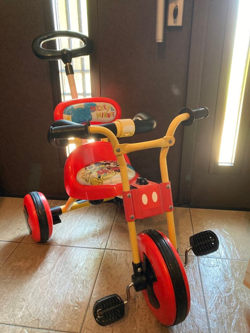 引き取り可能】ディズニー ミッキー 三輪車 赤 ides 西松屋