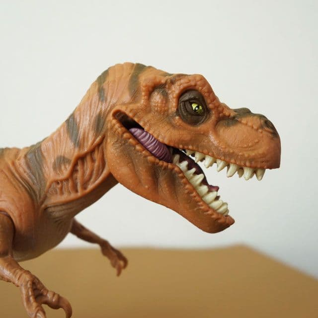 【フィギュア】ジュラシックパーク ヤングティラノサウルスレックス ワールド