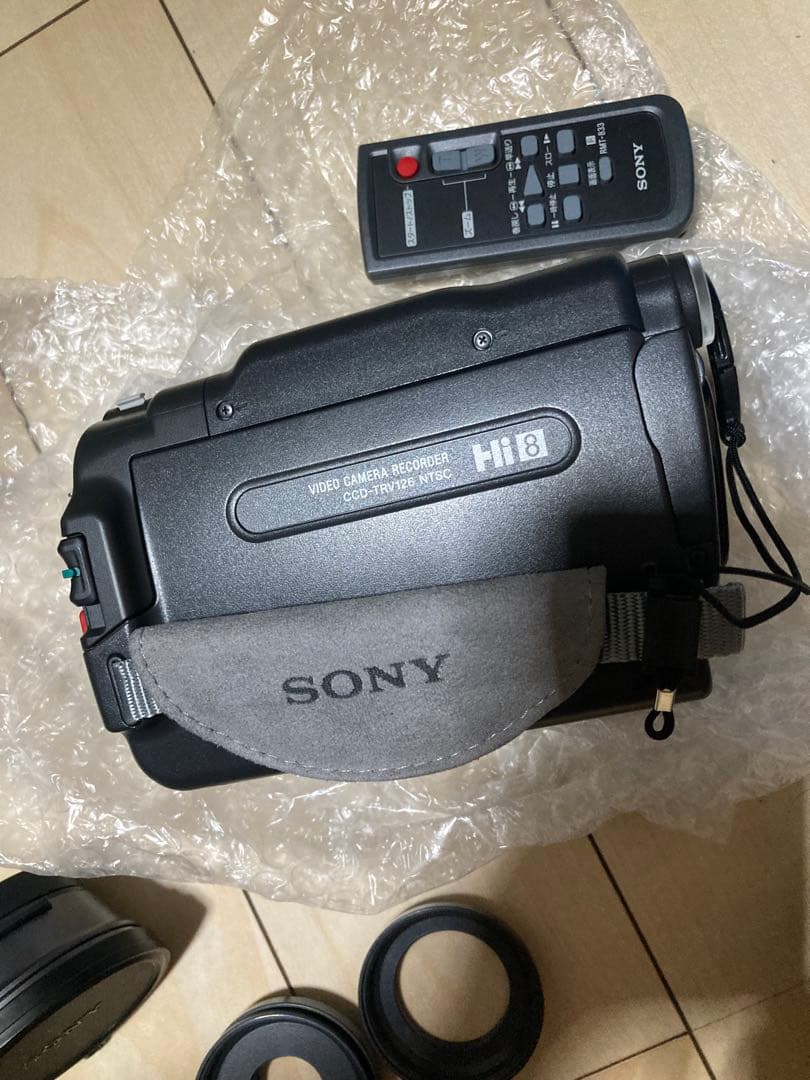 SONY 2.5型液晶モニター搭載Hi-8ビデオカメラ CCD-TRV126