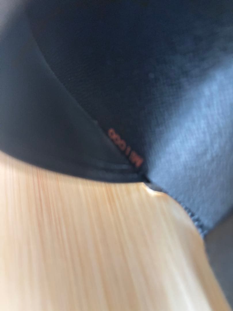 Louis Vuitton ブラック 二つ折り財布[美品]値引き不可