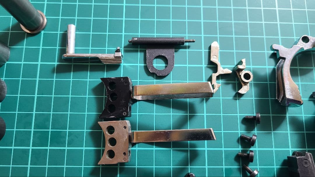 東京マルイガバメント　パーツ