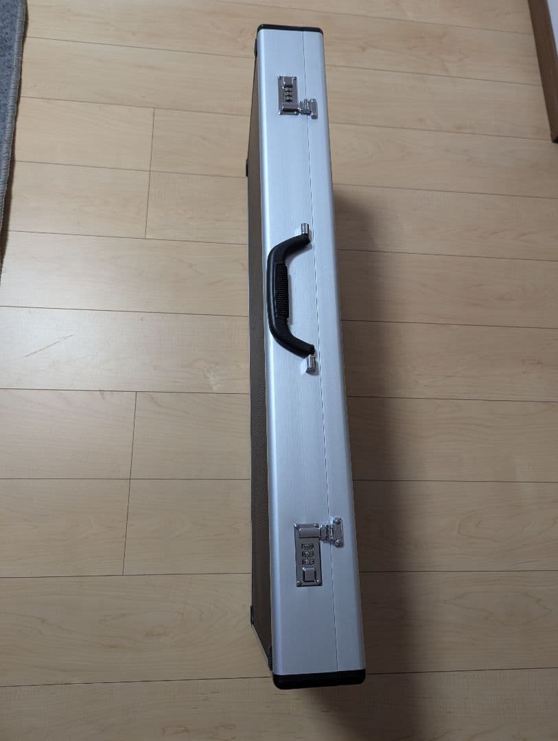 ゴルゴ13モデル M16 ガスガン アルミケース付き - メルカリ