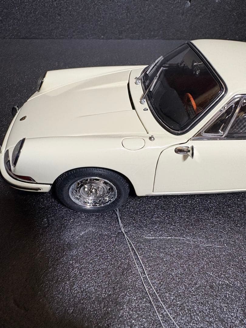 CMC 1/18 ポルシェ 901(911) 1964 アイボリー