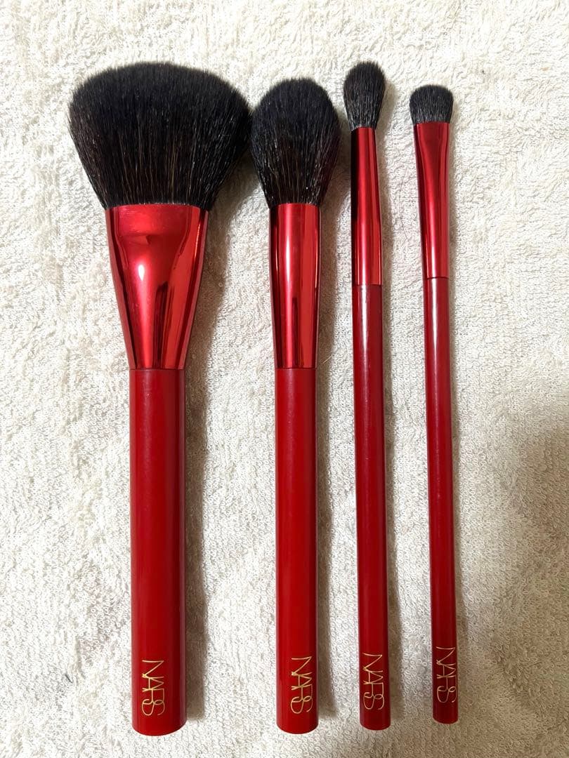 限定　NARS メイクブラシセット　4本