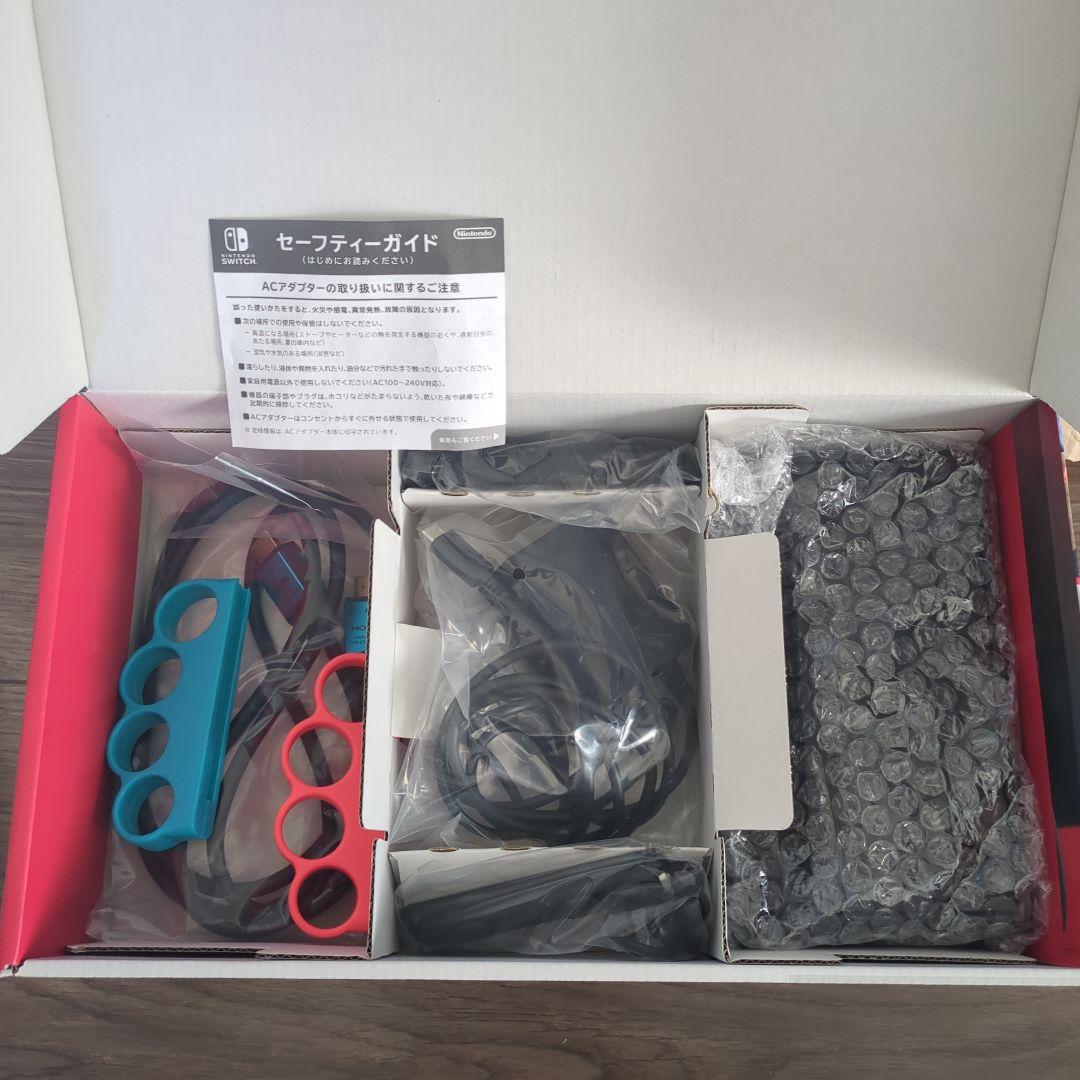 Nintendo Switch、microSDカード、おまけ付き