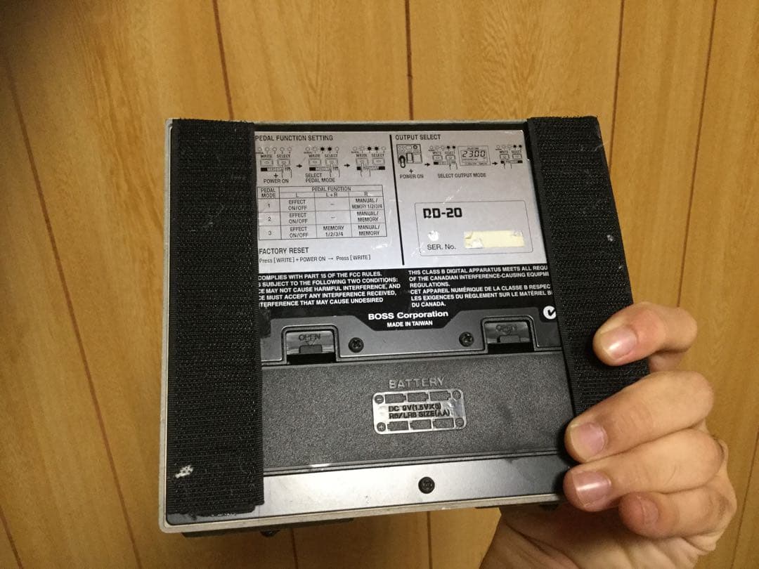 ギター BOSS DD-20 GIGA DELAY