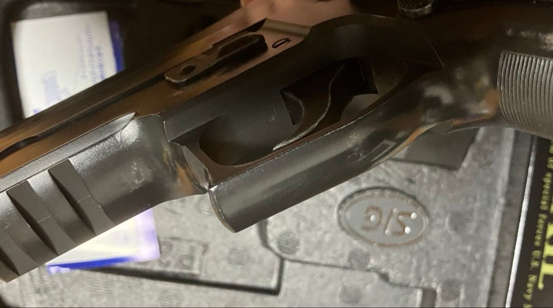 東京マルイ　シグザウエル　P226　RAIL バトルダメージ仕様