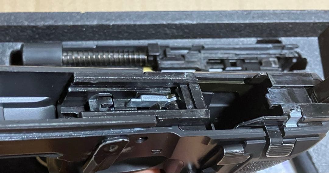 東京マルイ　シグザウエル　P226　RAIL バトルダメージ仕様