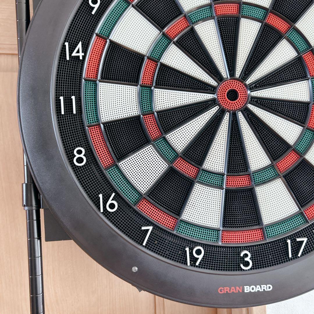 美品 ダーツボード スタンドセットGRAN DARTS BLITZER