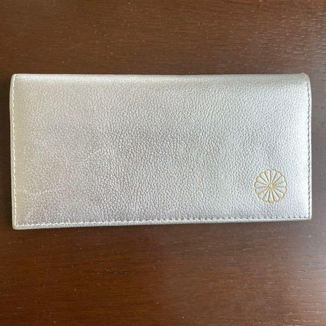 皇居財布／シルバー レザー 二つ折り財布 - メルカリ