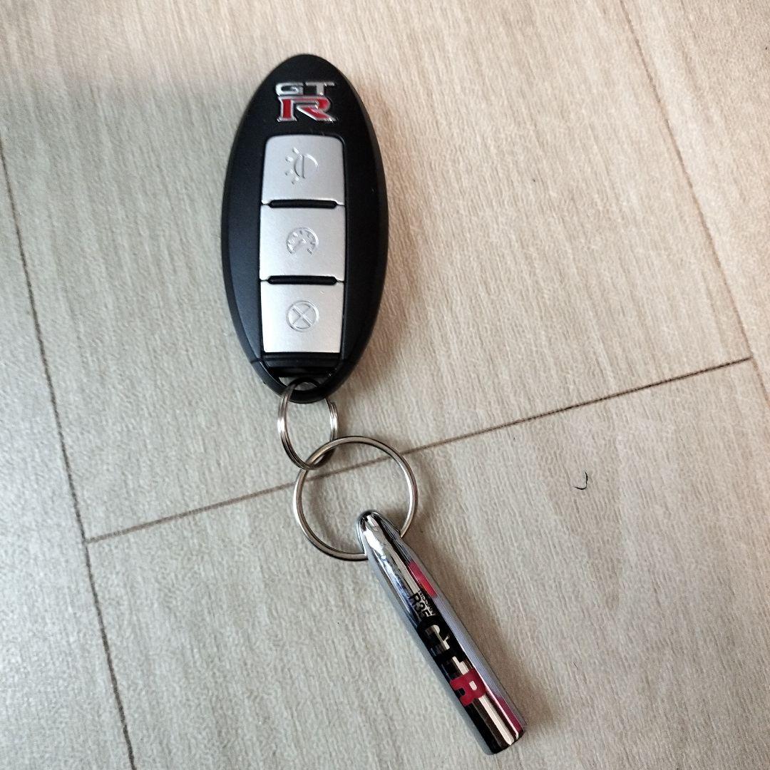 か*う様 アシェット Nissan GT-R 1/8スケール 完成品