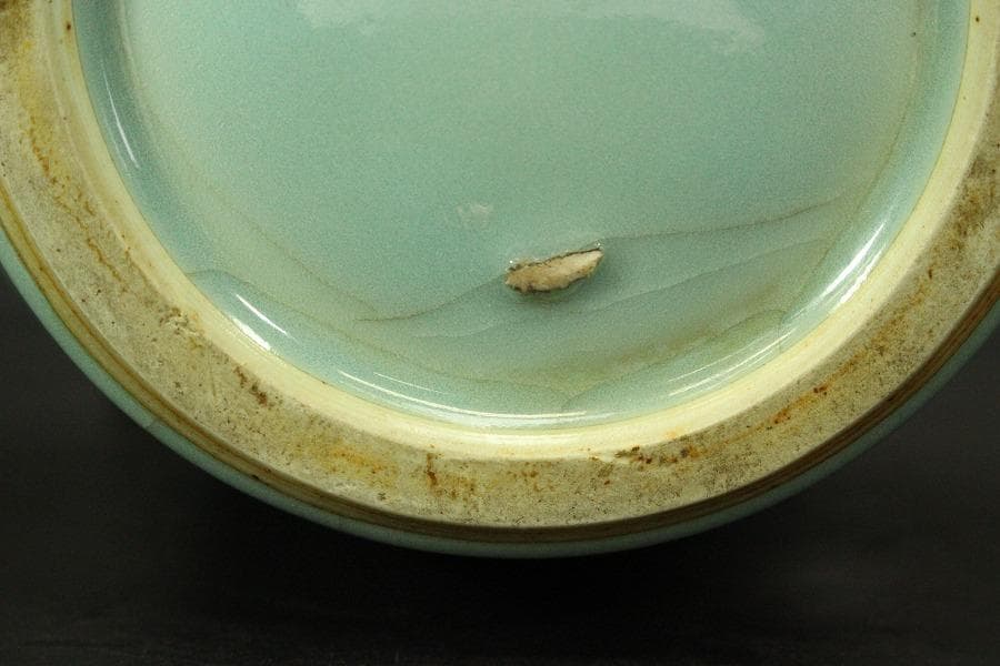 作家物 波山作 青磁草花紋 花瓶 共箱(ZE611)