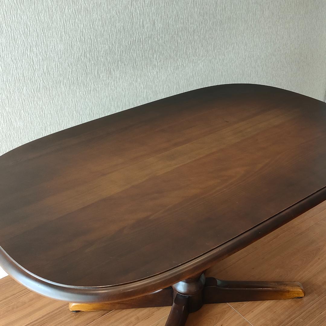 飛騨産業　キツツキマーク　ダイニングテーブル　オーバル型