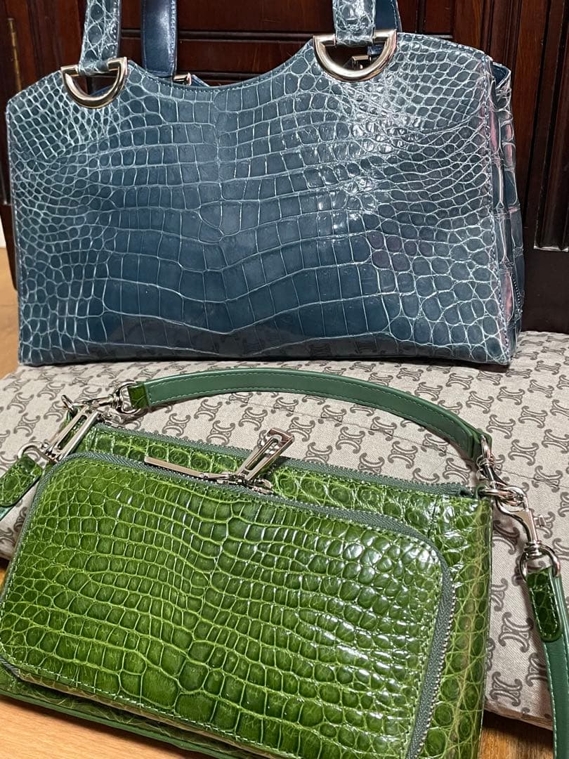 ブルー　ハンドバッグのみ