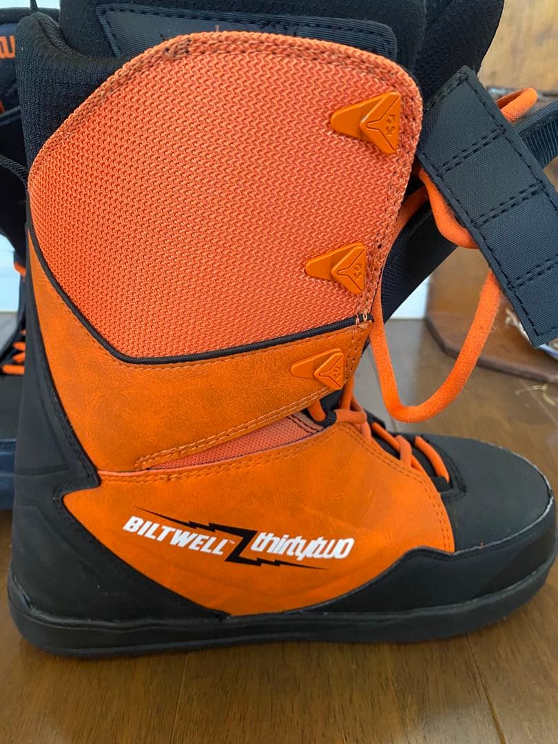 thirtytwo Biltwell スノーボードブーツ オレンジ/ブラック