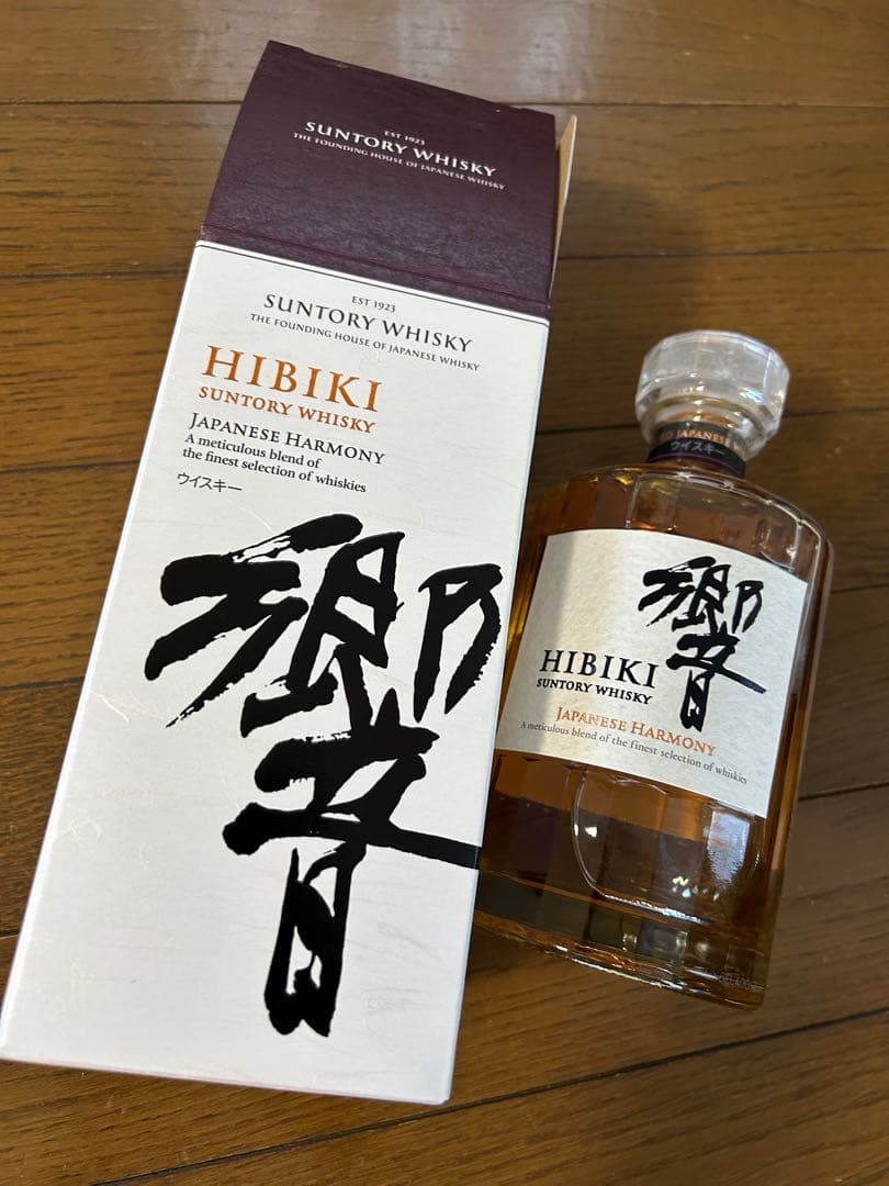 サントリーウイスキー　響 ジャパニーズハーモニー　700ml 未開封！箱付き SUNTORY（サントリー） 響 ジャパニーズ ハーモニー 700ml 43度 箱付