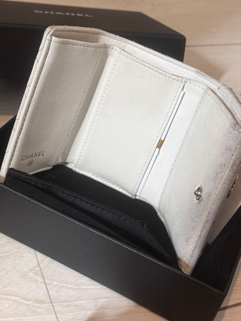 シャネル　ナノ　ウォレット　三つ折り