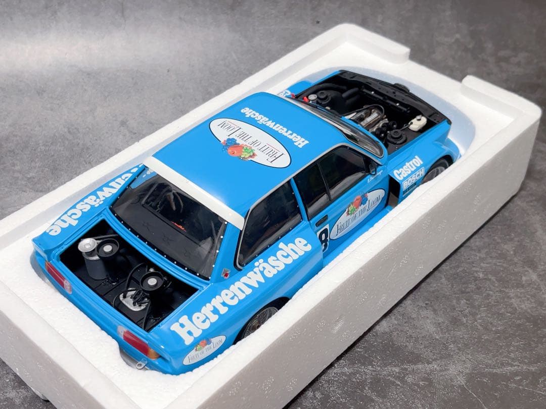 ミニカー PMA 1/18 BMW 320i DRM Fruit of the Loom