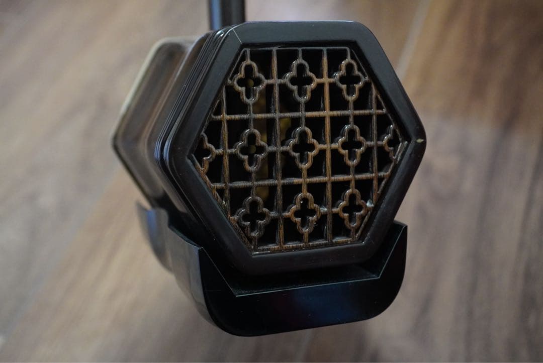 二胡 本蛇皮 革 ケース付き 敦煌杯　駒 弓 弦 美品 松香