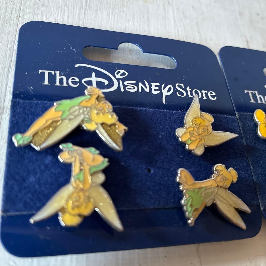 Disney Store ピンバッジ ティンカーベル ミッキーマウスのセット
