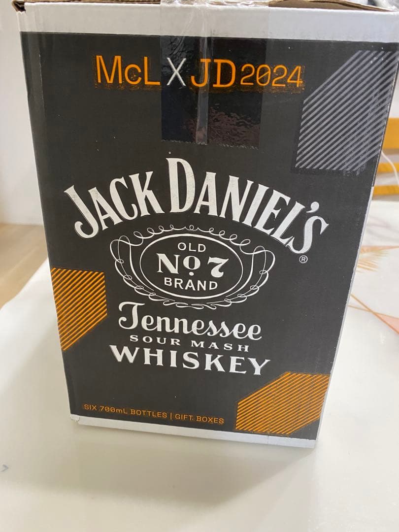 Jack Daniel´s テネシーウイスキー ギフトボックス 6本入り