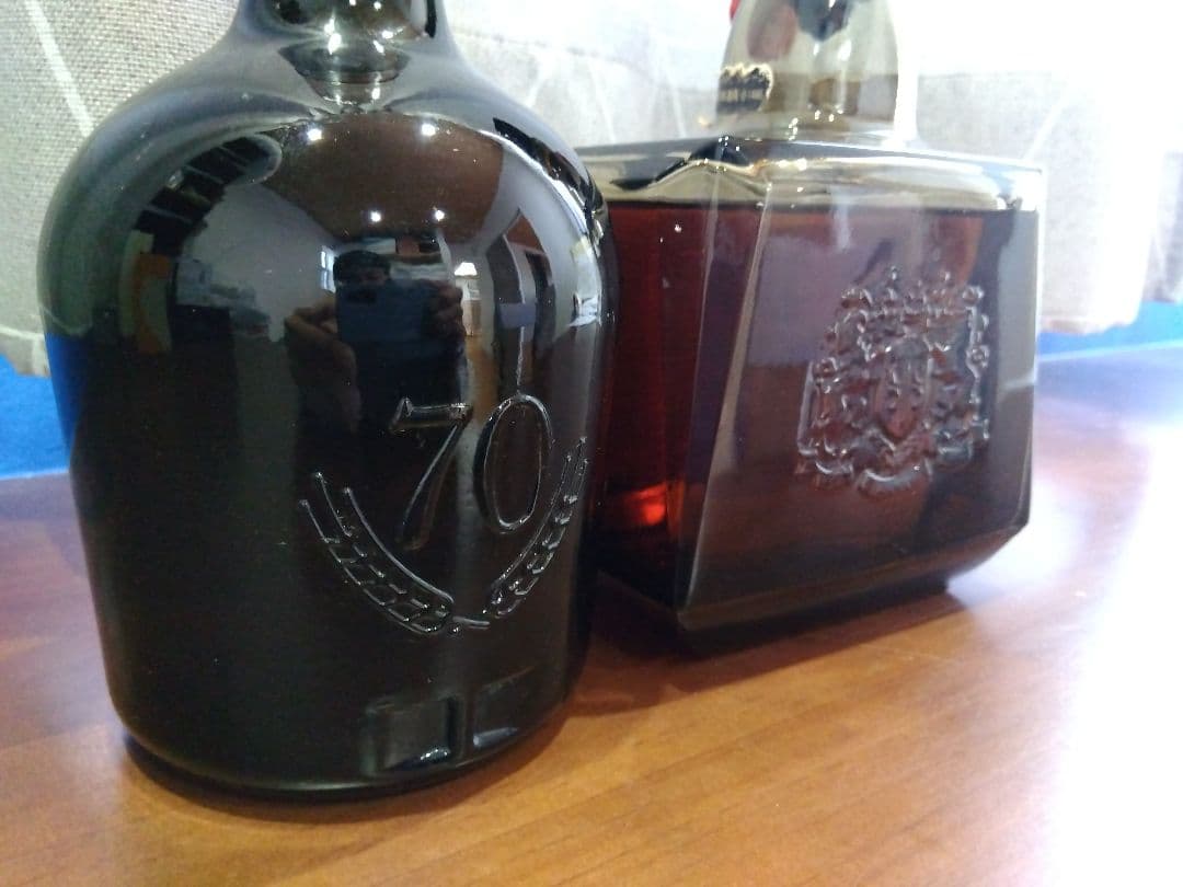 サントリー ウイスキー ローヤル リザーブ 特級 古酒