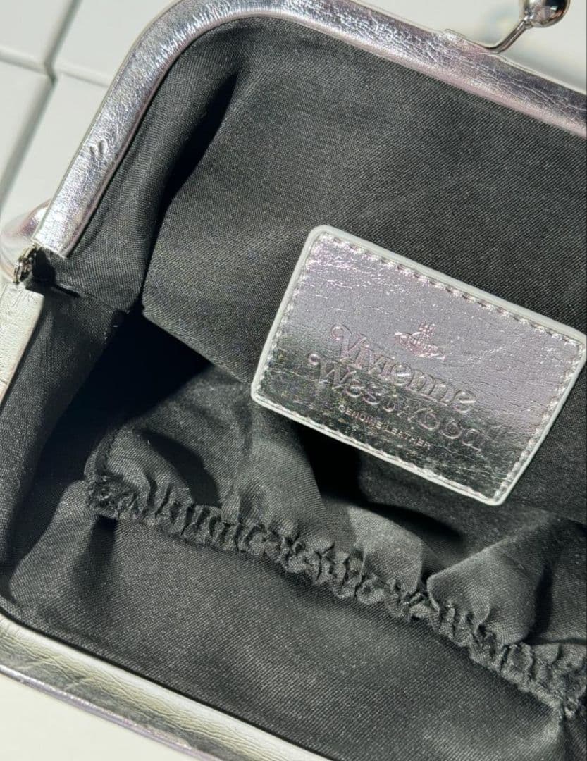 Vivienne Westwood シルバー ケース