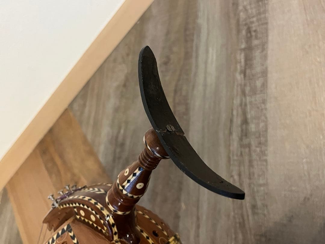 ギジェク ウイグル 寄木細工 民族楽器 木製4弦楽器 弓 ハードケース