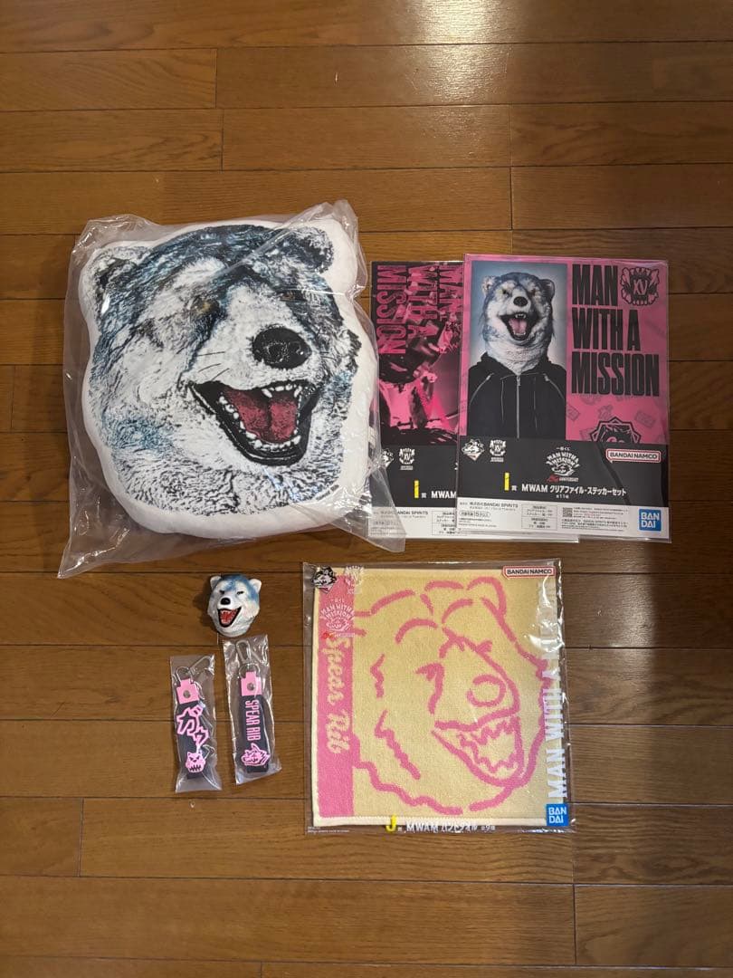 MAN WITH A MISSION 1番くじ スペアリブ 全7点セット 結成15周年を迎えた 「MAN WITH A MISSION」が一番くじに初登場
