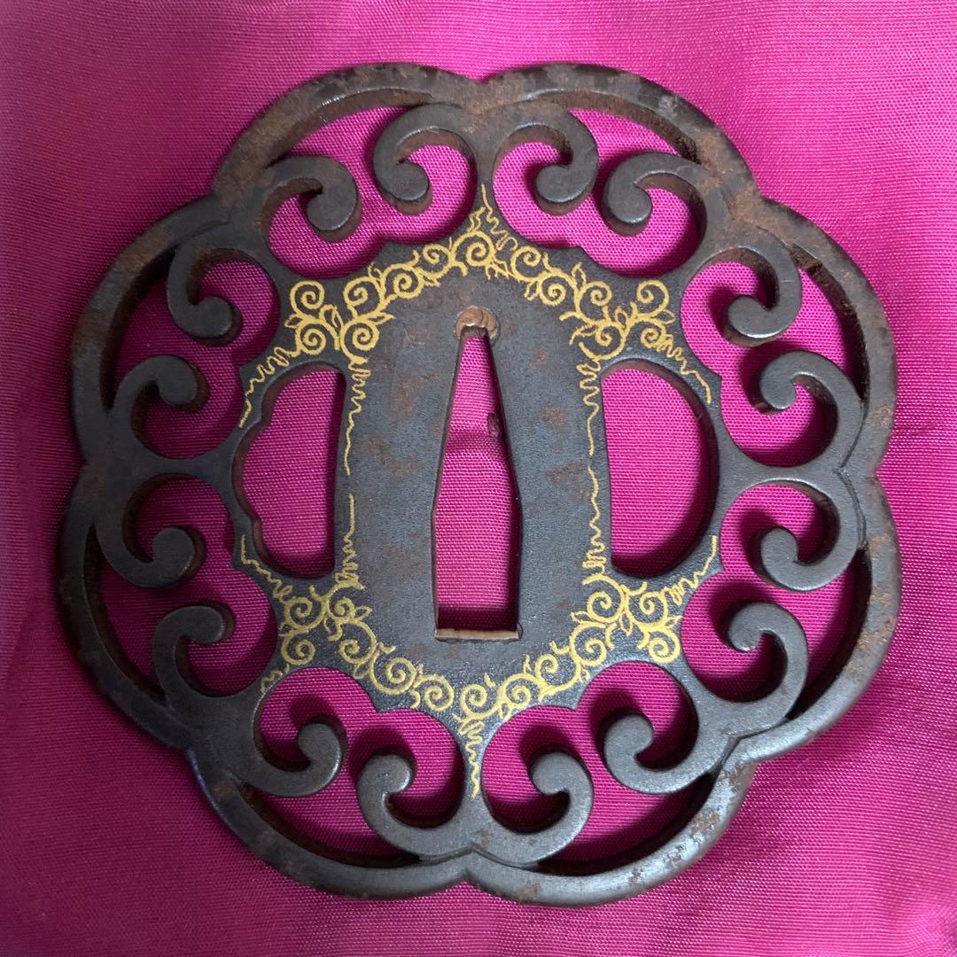 《アンティーク希少レア品！》《送料無料》⭐︎八ツ蕨手透鐔　鍔つば♪⭐︎