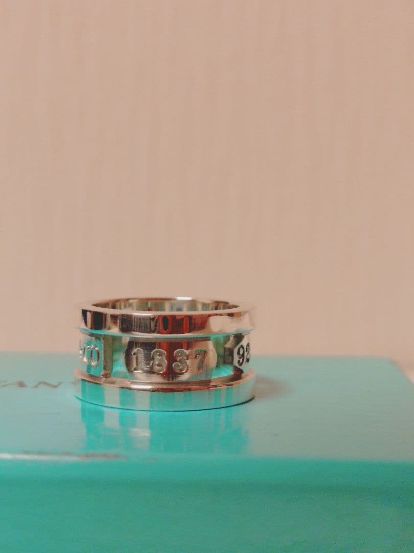 Tiffany & Co.エレメント8号