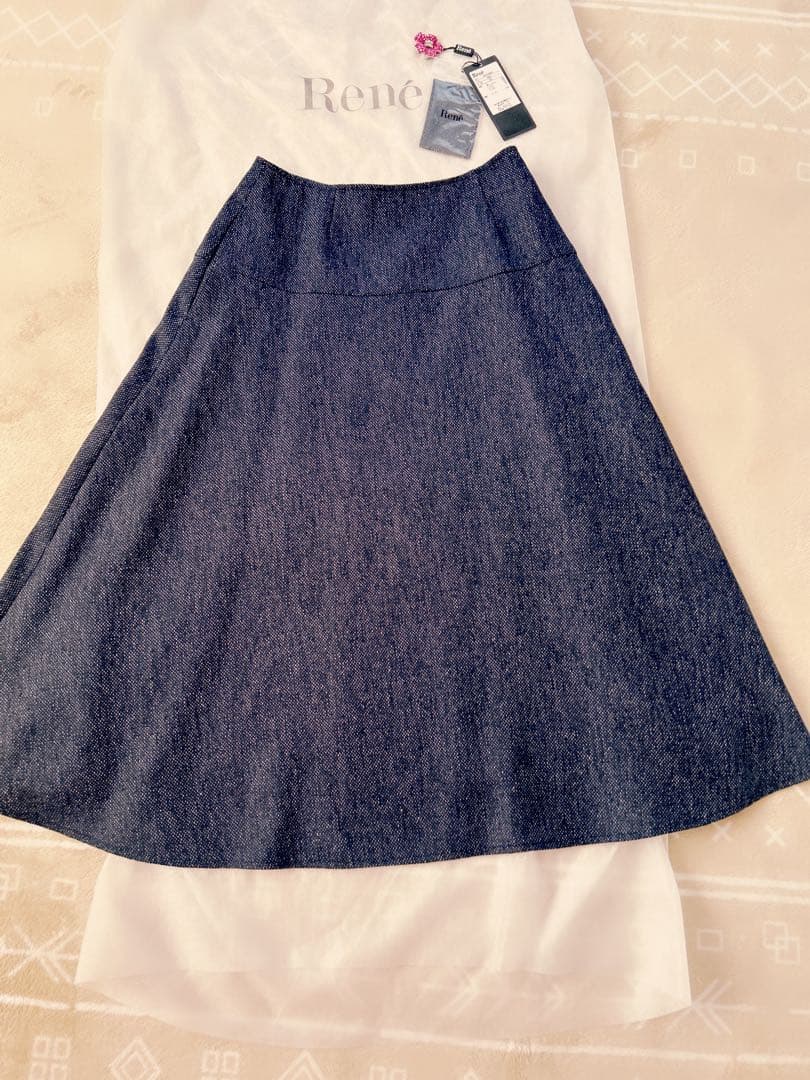 Rene2024AW 新品未使用♡【専用です】ネイビーツイードスカート