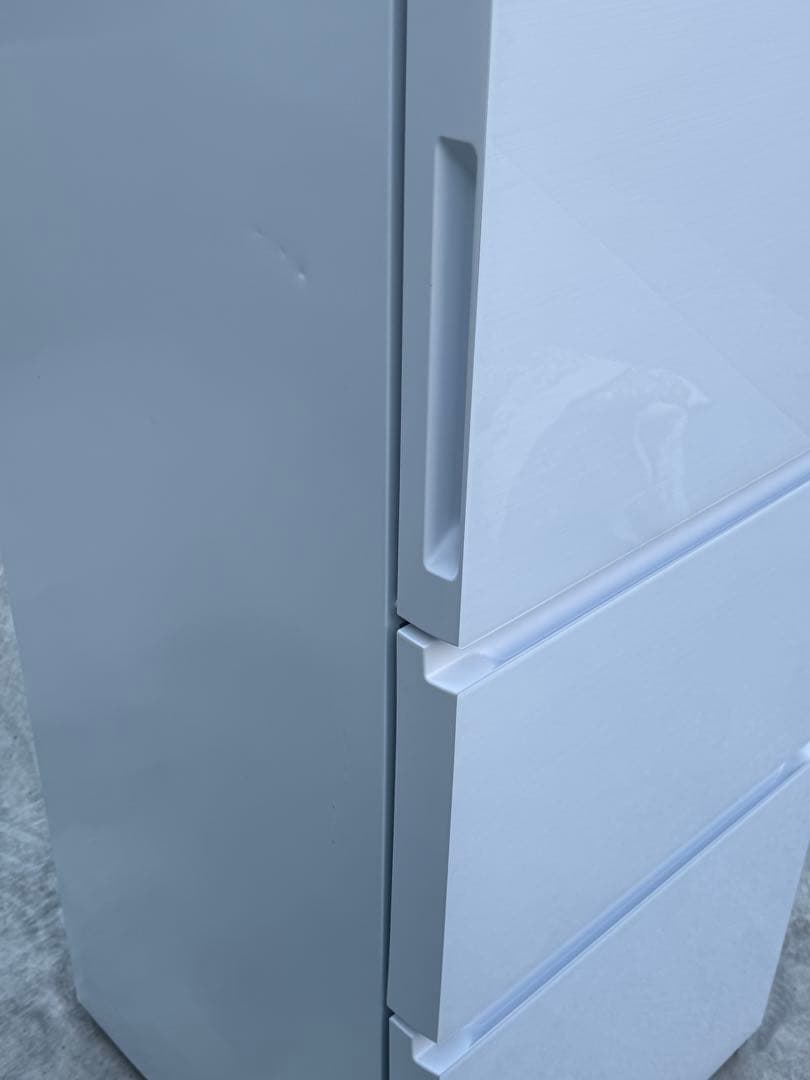 高年式モデル356L】 Hisense 大型冷蔵庫 白 2023年式