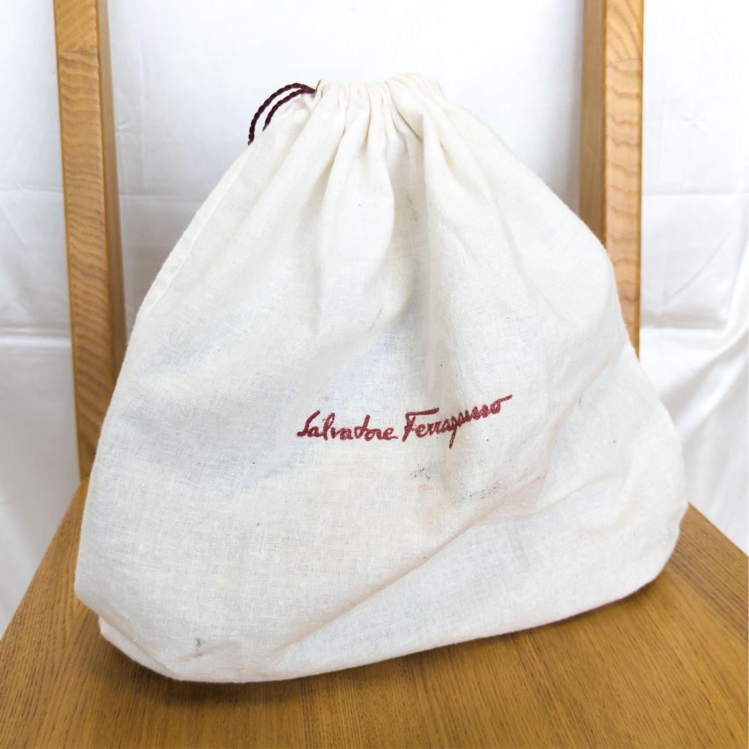 【極美品】 Ferragamo ガンチーニ ミニ ショルダーバッグ 保存袋付き