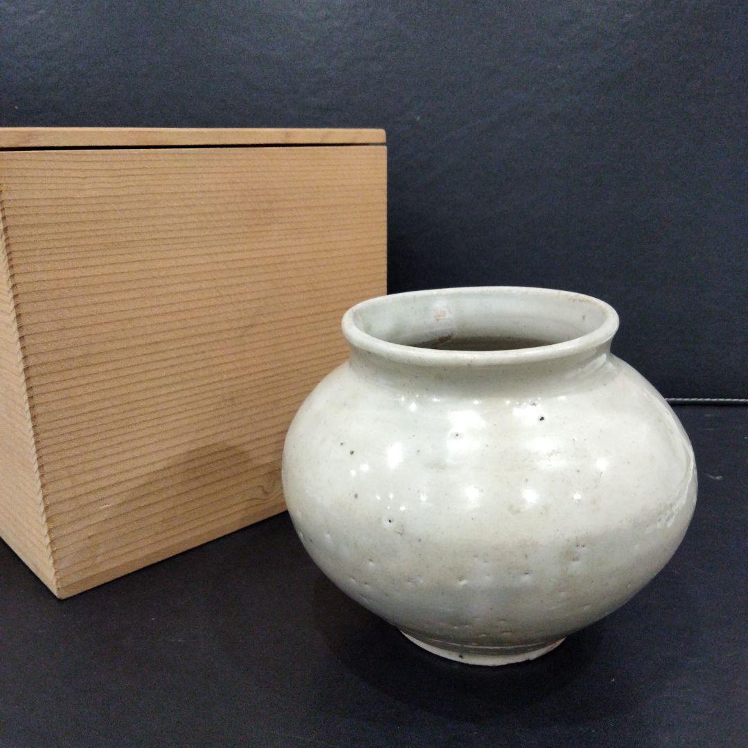 B258 時代古作 李朝 白磁 提灯壷 高さ11.5㎝ 箱付 朝鮮