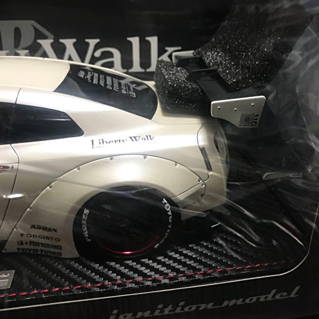 専用イグニッションモデル ミニカー1/18 リバティーウォーク GTR
