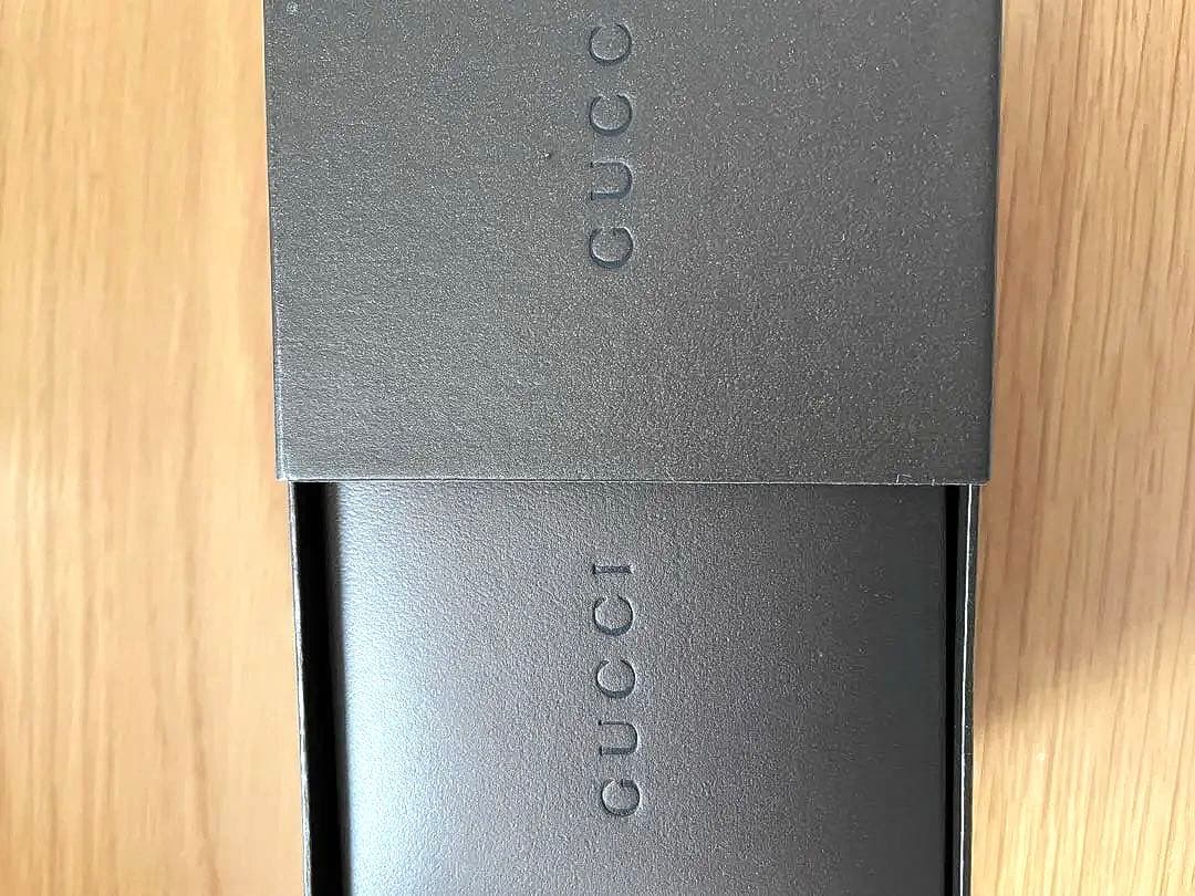 G U C C I アイコンリングダイヤモンド６Ｐ K１８W G １４